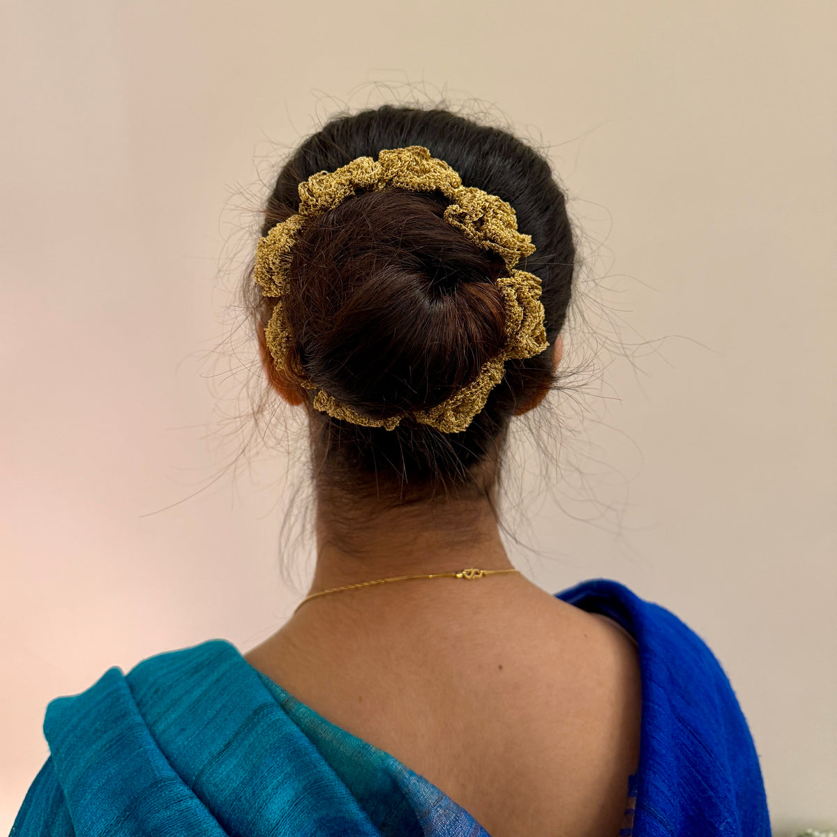 Sunhere Gulab Scrunchie