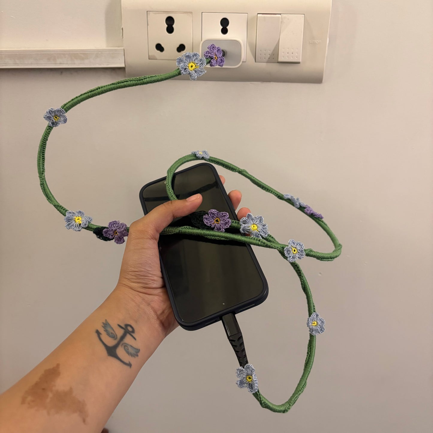 Blue Daisy Crochet Charging Cord C-Lightening Cable