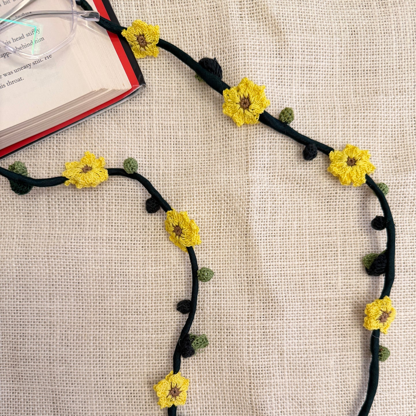 Surajmukhi Specs String