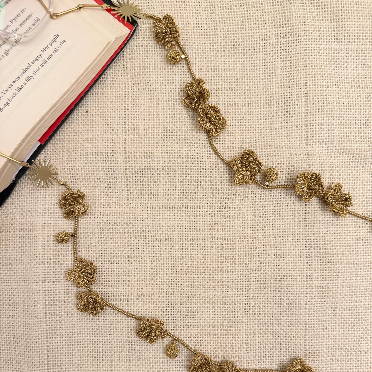 Sunheri Phool Specs String