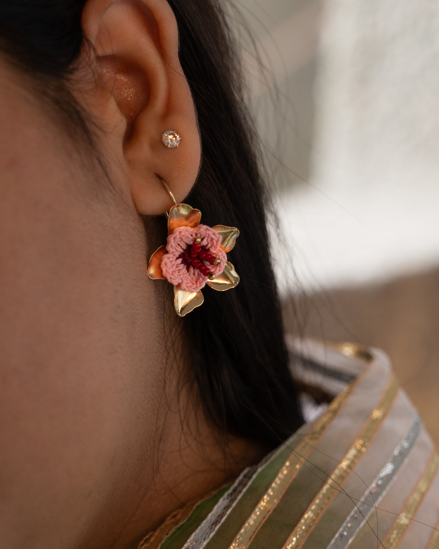 Gulabi Gleam Earrings
