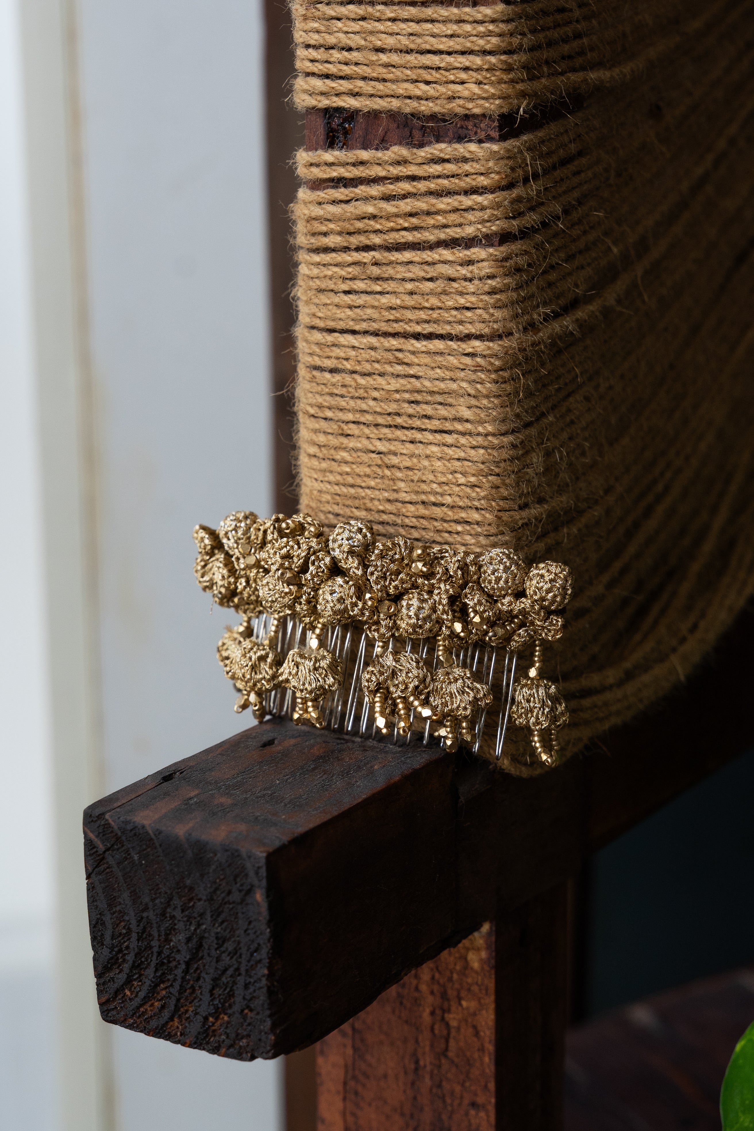 Hair Comb thumbnail 2