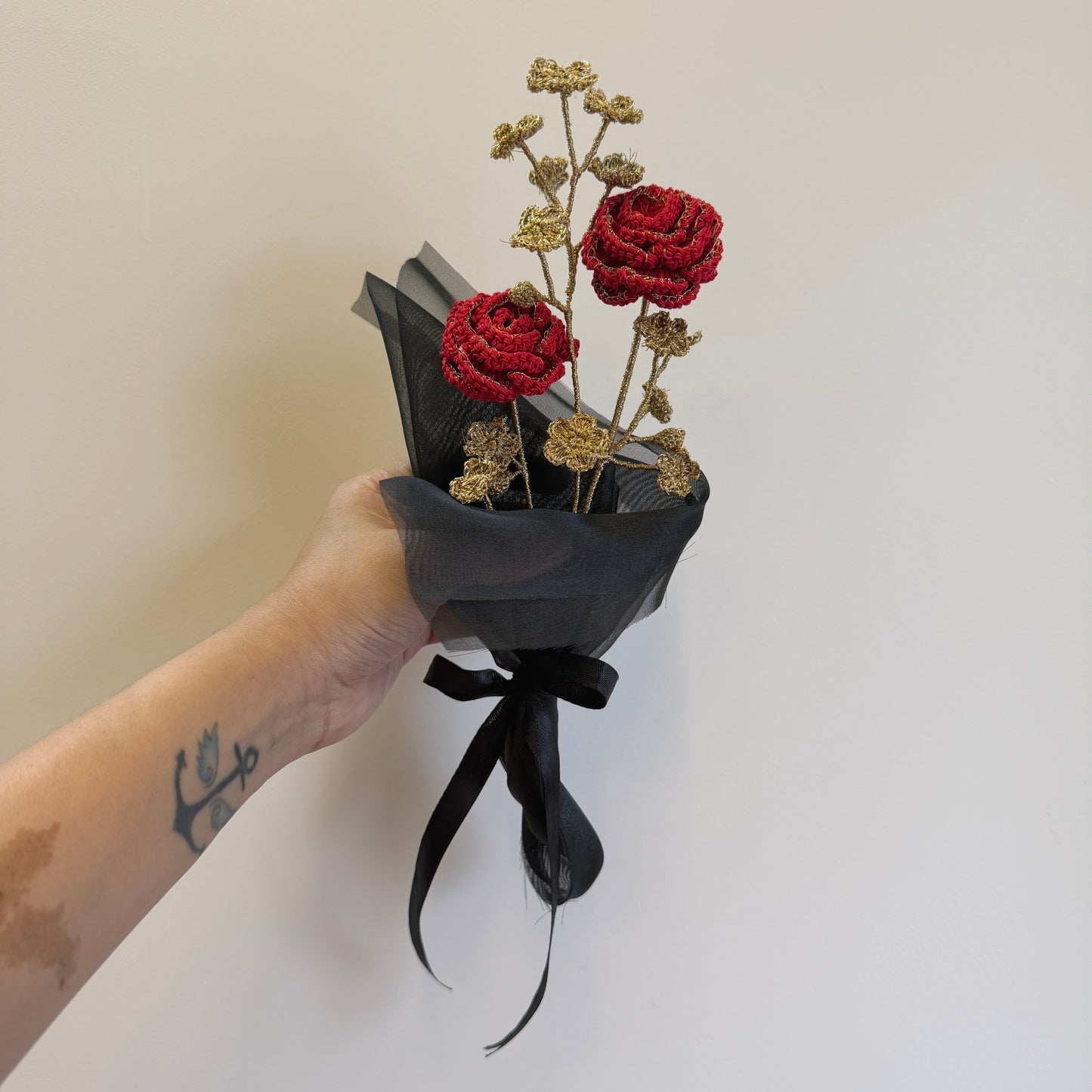 Set of Zari Ruhani and Gul Blooms (Set of 2 Bouquet)