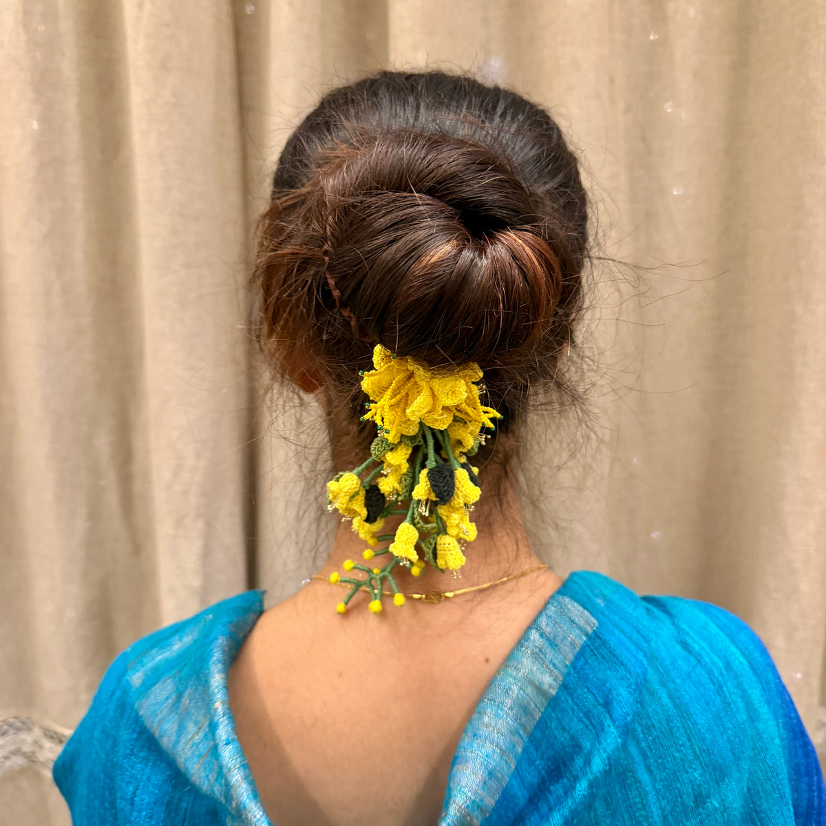 Amalta Scrunchie