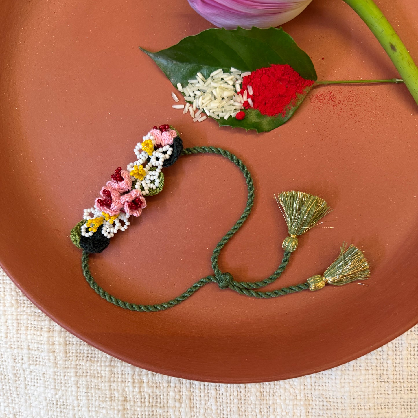Pushp Rakhi