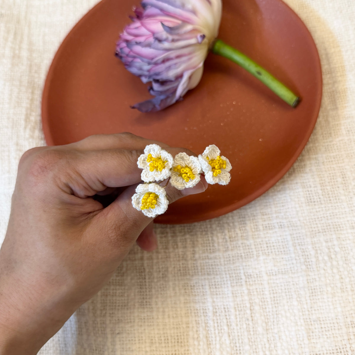 Safed Phool Hairpins