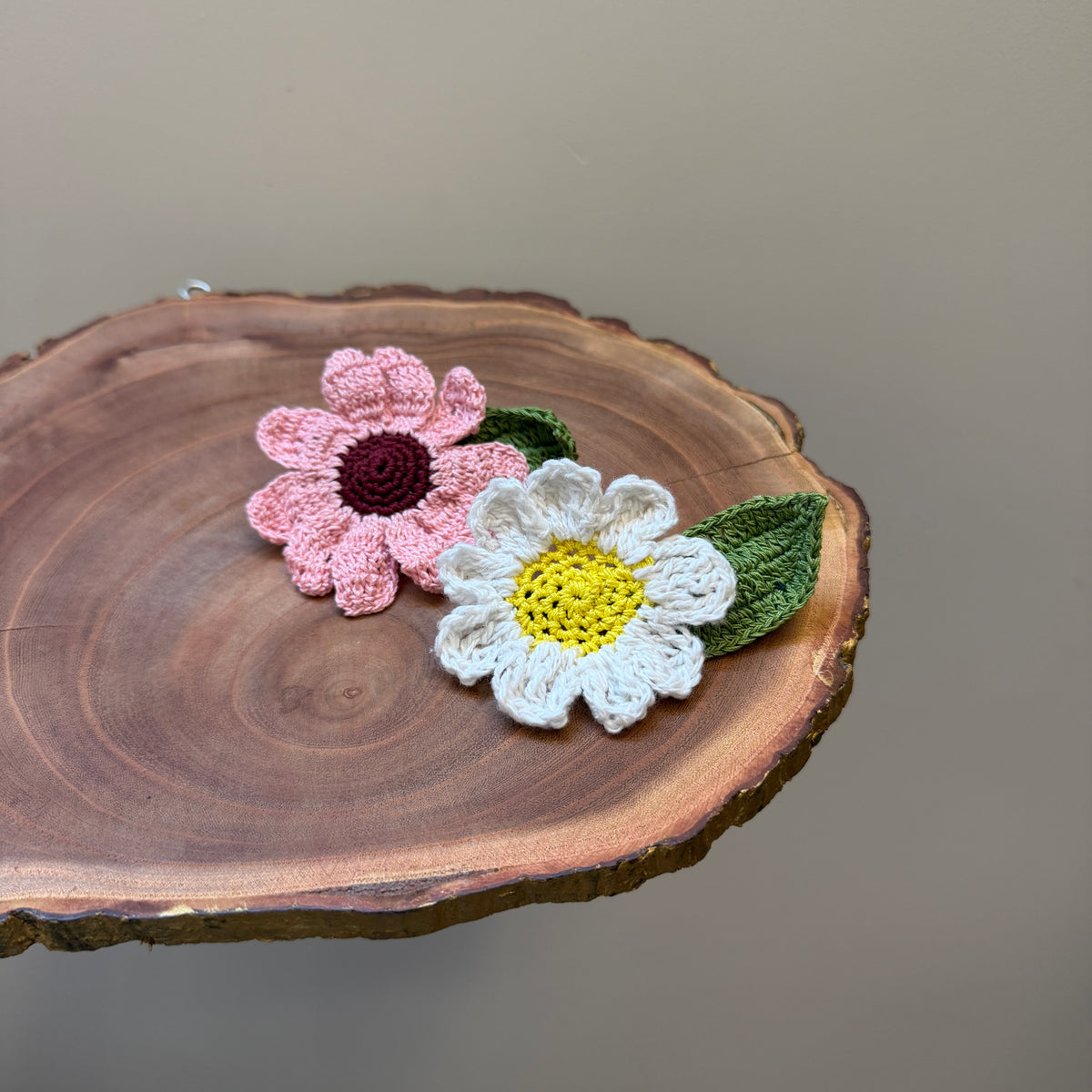 Set of White and Pink Daisy Hair Clip