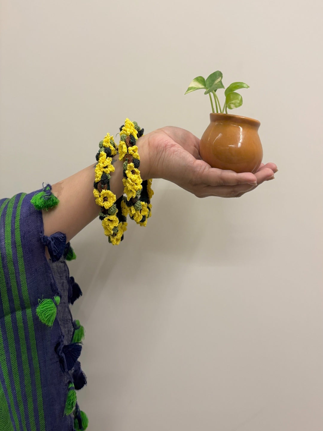 Set of Surajmukhi and Safed Phool Bangles