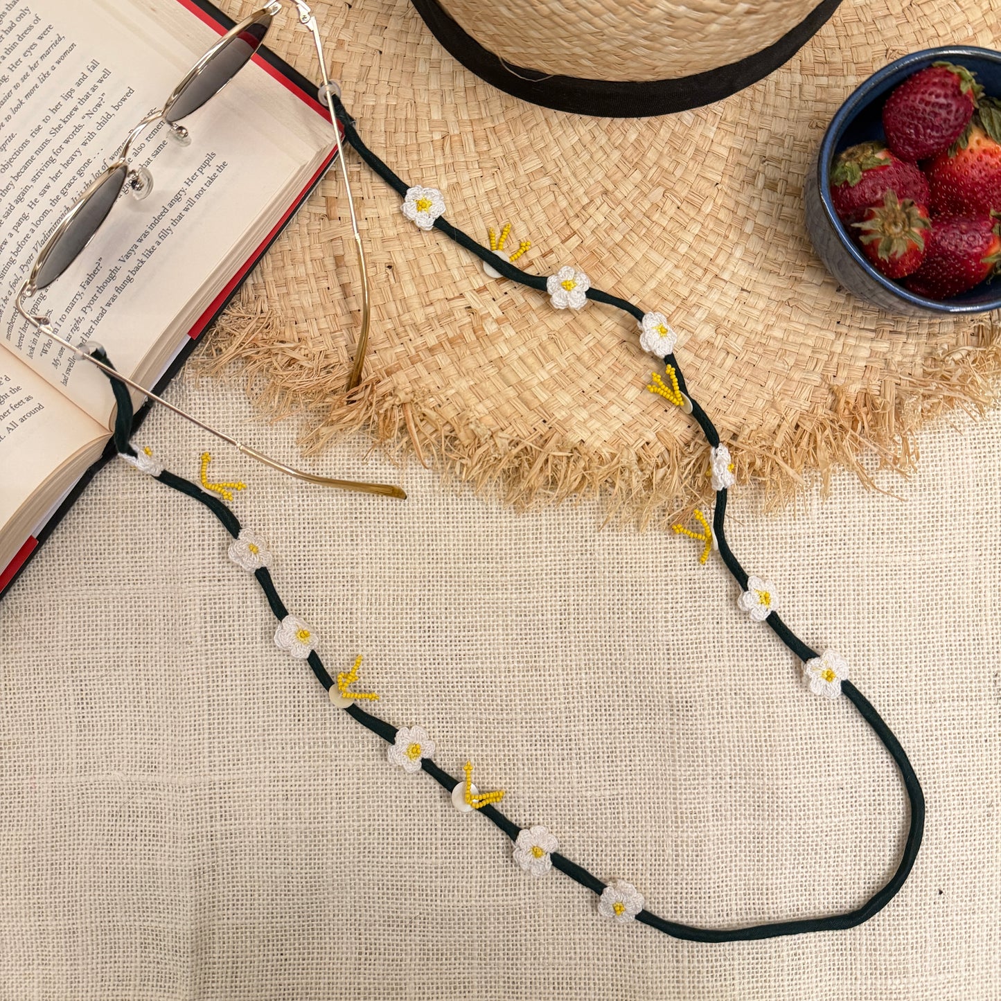 Safed Phool Specs String