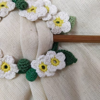 Daisy Crochet Hair Tie