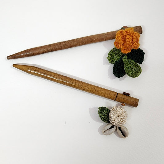 Set of Tangerine and Ecru Flower Hair Stick