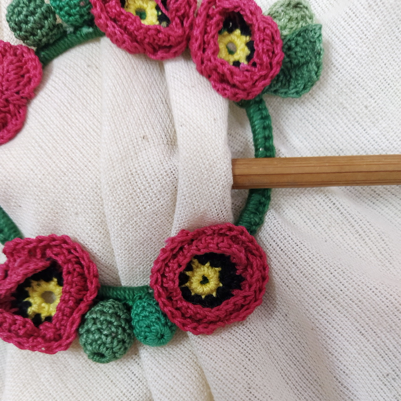 Poppy Crochet Hair Tie